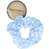 2081699352 Haarelastiek Scrunchie – Bloemenprint – Dunne Stof – Wit Blauw