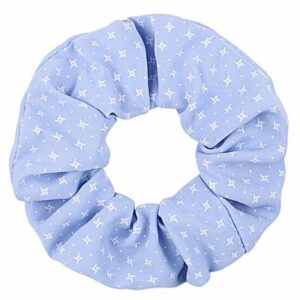 Haarelastiek Scrunchie – Sterrenprint – Gladde Stof – Wit Blauw