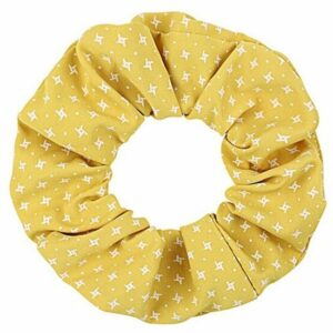 Haarelastiek Scrunchie – Sterrenprint – Gladde Stof – Wit Geel