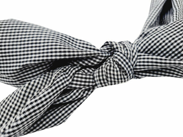 2110585716 Haarband Knoop 6cm – Strikje met IJzerdraad – Kleine Ruitprint – Gladde stof – Wit Zwart