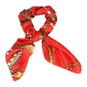 Haarelastiek Scrunchie – Strik Kettingprint – Gladde Stof – Rood