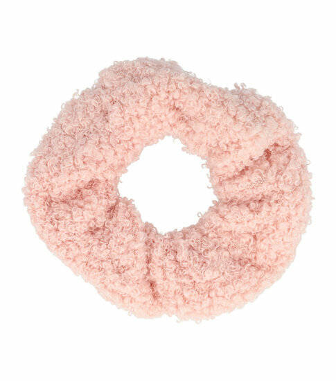 2110759431 Haarelastiek Scrunchie – Teddy Stof – Roze