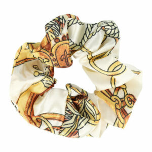 Haarelastiek Scrunchie – Kettingprint – Gladde Stof – Creme