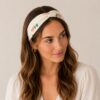 haarband-twist-tulp-bloem-creme-roze-model Haarband Twist 5cm – Tulp Bloemen Print – Paars Creme