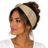 bandana-zakdoek-paisleyprint-beige-model Bandana Zakdoek 55x55cm – Paisleyprint – Beige