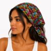 bandana-zakdoek-peaceprint-zwart-multicolor-model Bandana Zakdoek 55x55cm – Peaceprint – Zwart Multicolor