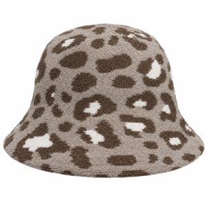 bucket-hat-gebreid-panterprint-beige-van-Haarsoires Bucket Hat Hoedje - Panterprint - Gebreid - Beige