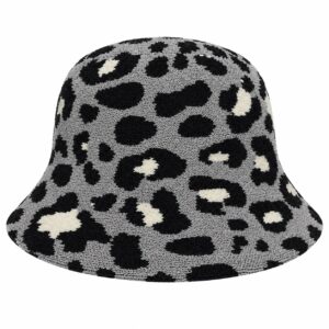 bucket-hat-gebreid-panterprint-grijs-van-Haarsoires Bucket Hat Hoedje – Panterprint - Gebreid – Grijs