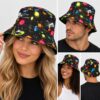 bucket-hat-spetterprint-zwart-op-model-van-Haarsoires Bucket Hat Hoedje - Spetterprint - Zwart Multicolor