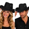 cowboyhoed-linnenlook-zwart-op-model-van-Haarsoires Cowboyhoed - Western Hoed - Linnenlook - Zwart