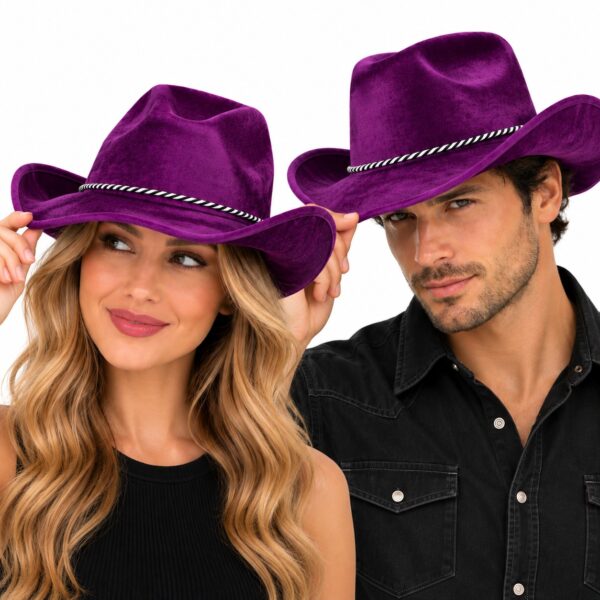 cowboyhoed-velvet-paars-op-model-van-Haarsoires Cowboyhoed - Western Hoed - Velvet - Paars