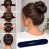 knotrolband-32cm-velvet-blauw-op-model-van-Haarsoires Knotrolband 32cm – Hulpmiddel voor Knot – Velvet – Blauw